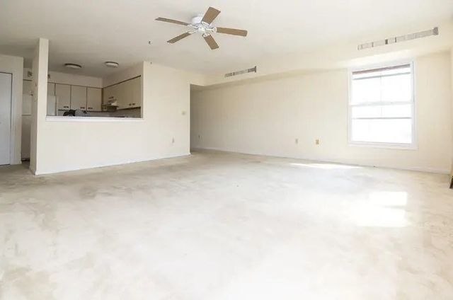 50 S Common 403, Lynn, MA 01902