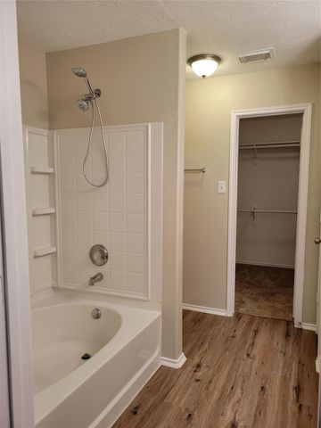 19426 Old Barngate Lane, Houston, TX 77073