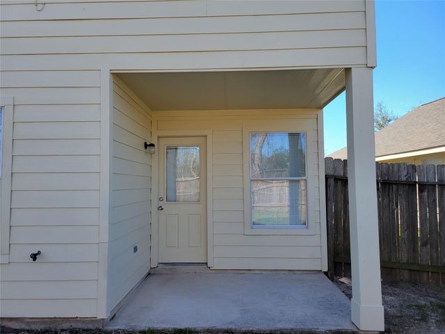 19426 Old Barngate Lane, Houston, TX 77073