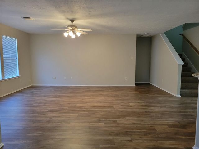 19426 Old Barngate Lane, Houston, TX 77073