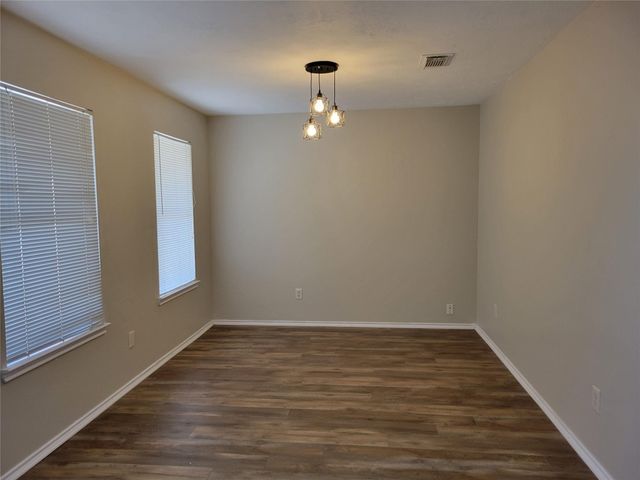 19426 Old Barngate Lane, Houston, TX 77073