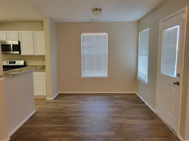 19426 Old Barngate Lane, Houston, TX 77073