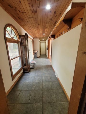 983 Cleland Mill Rd, North Beaver Twp, PA 16102