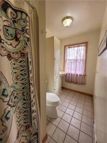 983 Cleland Mill Rd, North Beaver Twp, PA 16102