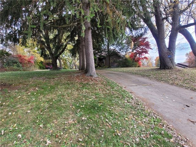 983 Cleland Mill Rd, North Beaver Twp, PA 16102