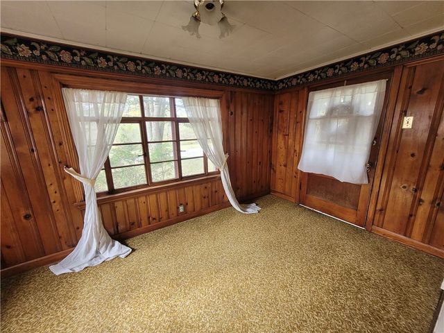 983 Cleland Mill Rd, North Beaver Twp, PA 16102