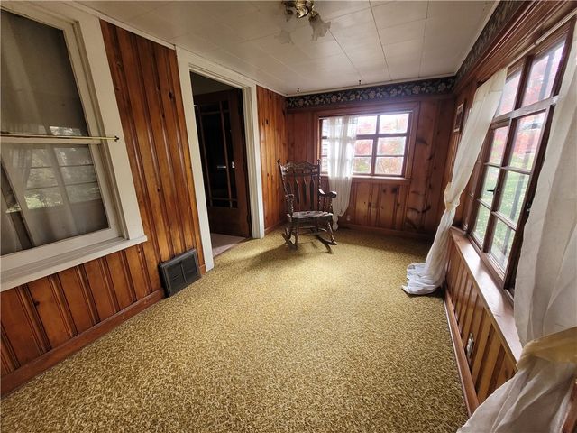 983 Cleland Mill Rd, North Beaver Twp, PA 16102