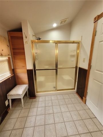 983 Cleland Mill Rd, North Beaver Twp, PA 16102