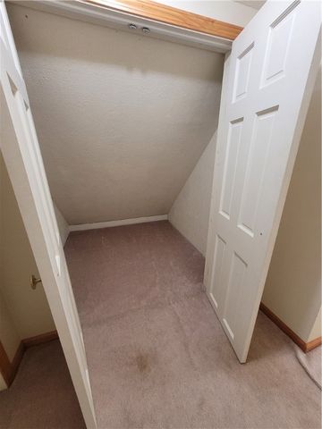 983 Cleland Mill Rd, North Beaver Twp, PA 16102