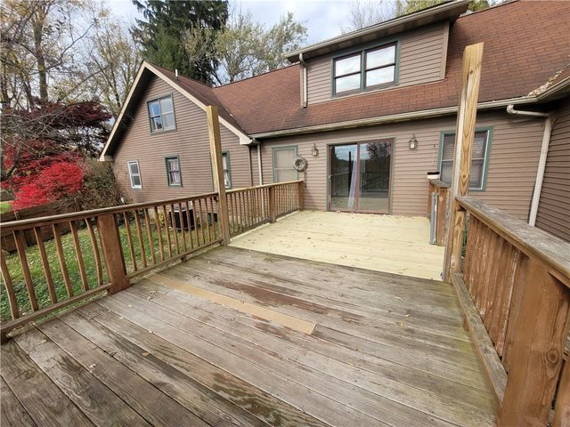 983 Cleland Mill Rd, North Beaver Twp, PA 16102