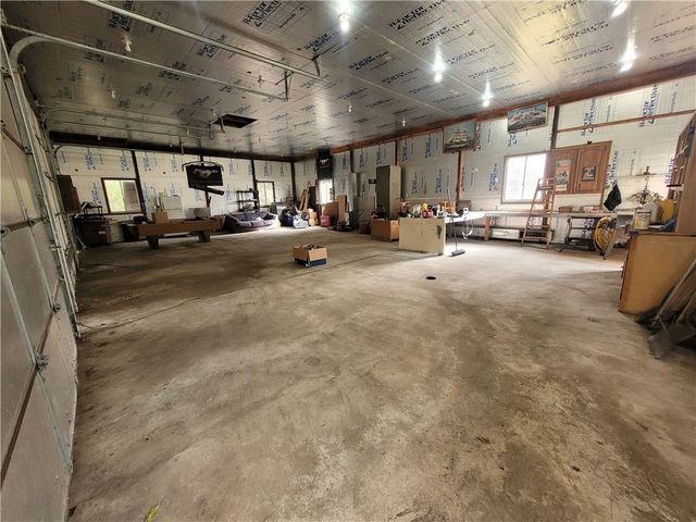 983 Cleland Mill Rd, North Beaver Twp, PA 16102