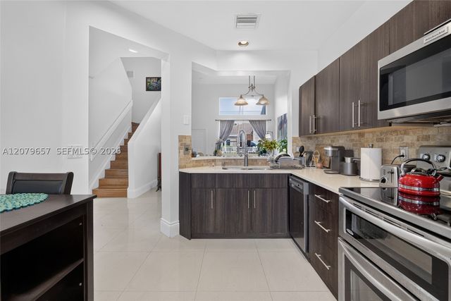 15891 SW 12th St, Pembroke Pines, FL 33027
