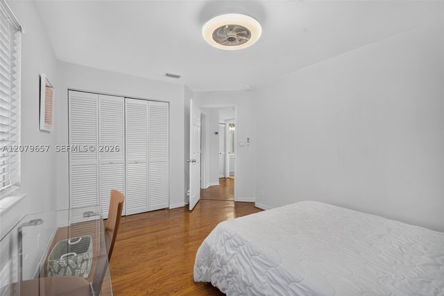 15891 SW 12th St, Pembroke Pines, FL 33027