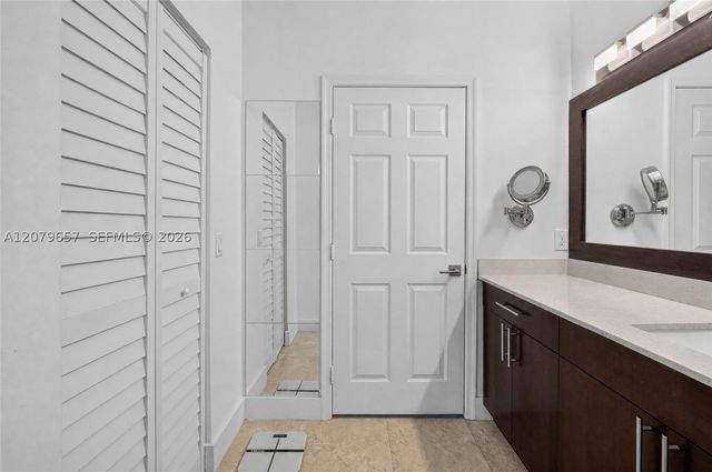 15891 SW 12th St, Pembroke Pines, FL 33027