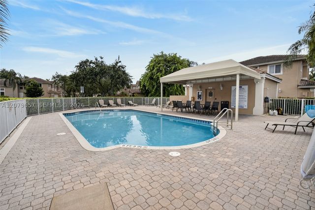 15891 SW 12th St, Pembroke Pines, FL 33027