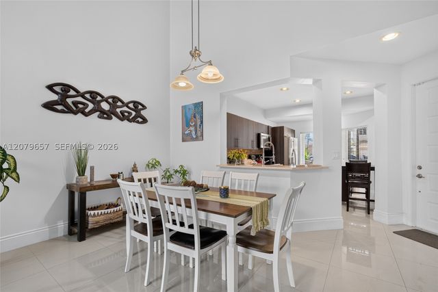 15891 SW 12th St, Pembroke Pines, FL 33027