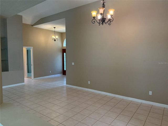 10609 CHAMBERS DRIVE, Tampa, FL 33626