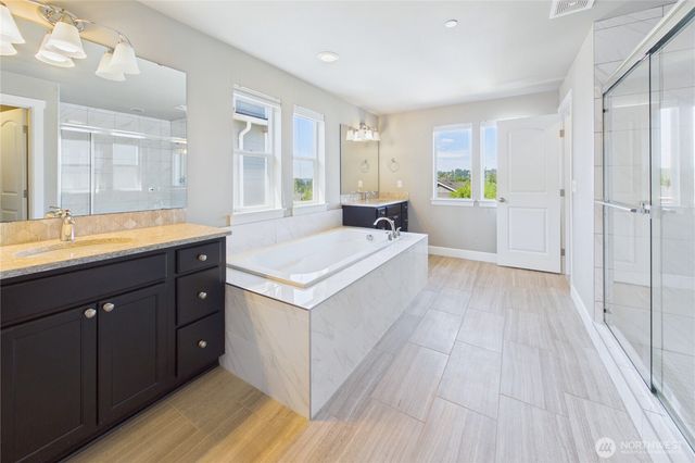 19608 82nd Pl NE, Kenmore, WA 98028