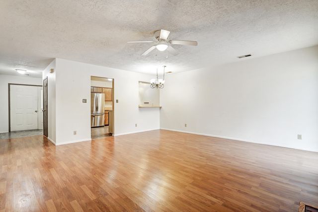 780 Stallion Road SE, Rio Rancho, NM 87124