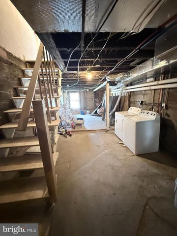 741 E NORWEGIAN ST, Pottsville, PA 17901