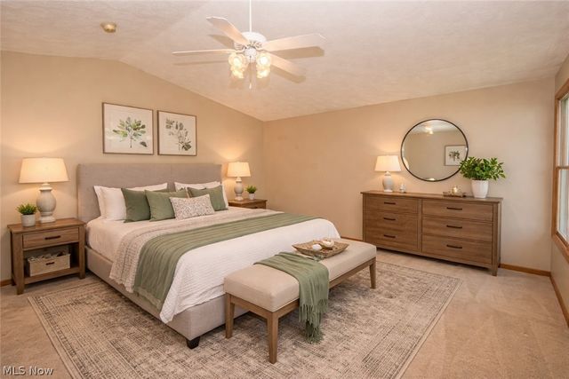 2662 Captens Street NE, Canton, OH 44721