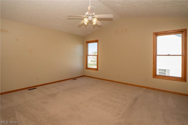 2662 Captens Street NE, Canton, OH 44721