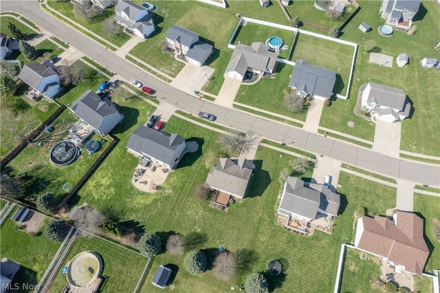 2662 Captens Street NE, Canton, OH 44721