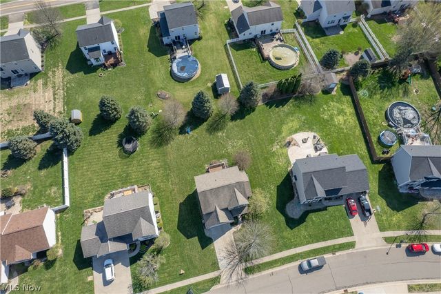 2662 Captens Street NE, Canton, OH 44721