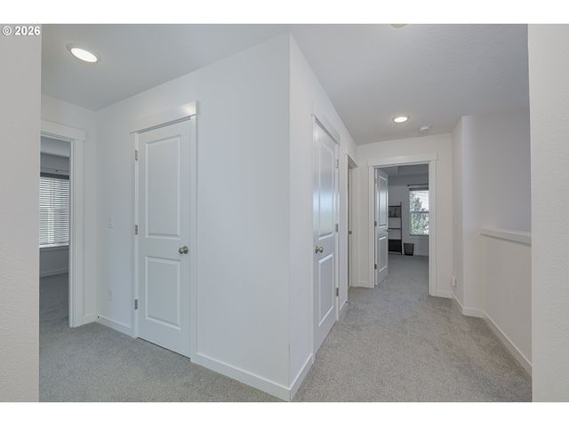 1614 Ne 172ND Cir, Ridgefield, WA 98642