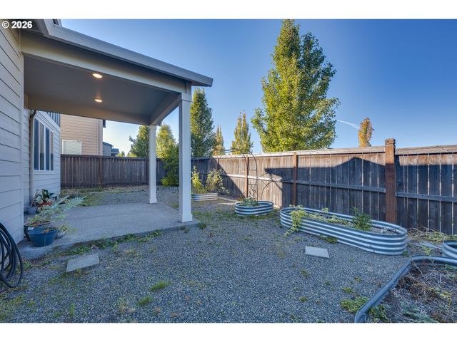 1614 Ne 172ND Cir, Ridgefield, WA 98642