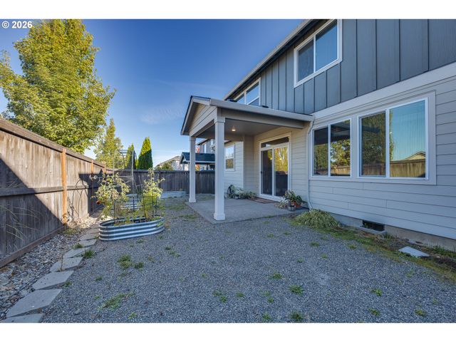 1614 Ne 172ND Cir, Ridgefield, WA 98642