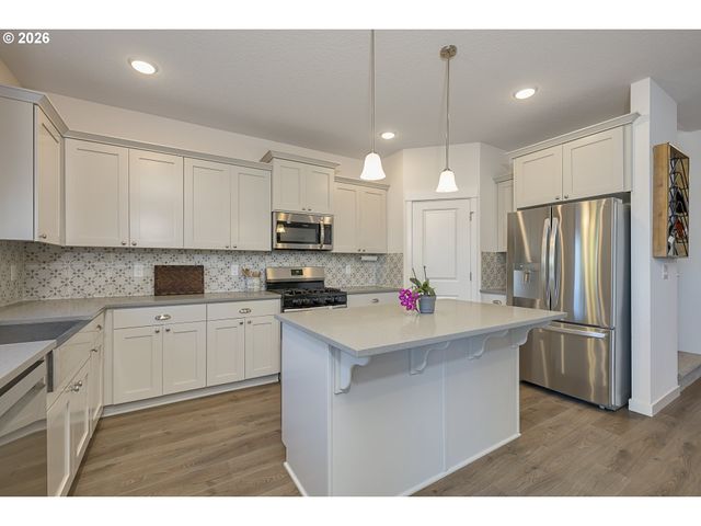1614 Ne 172ND Cir, Ridgefield, WA 98642