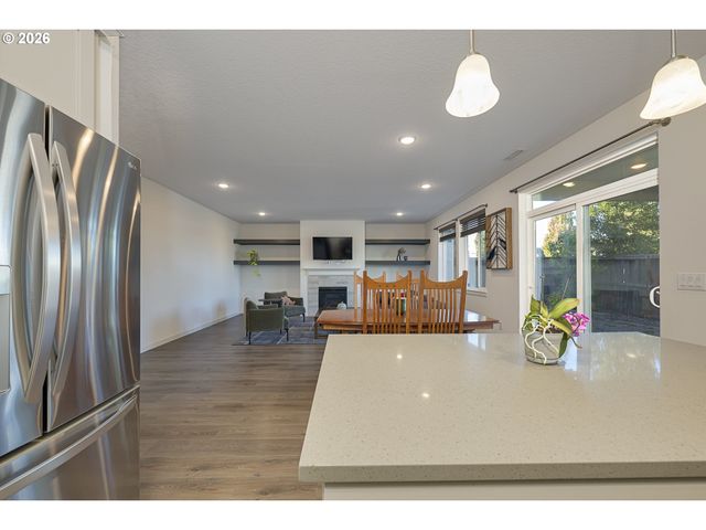 1614 Ne 172ND Cir, Ridgefield, WA 98642