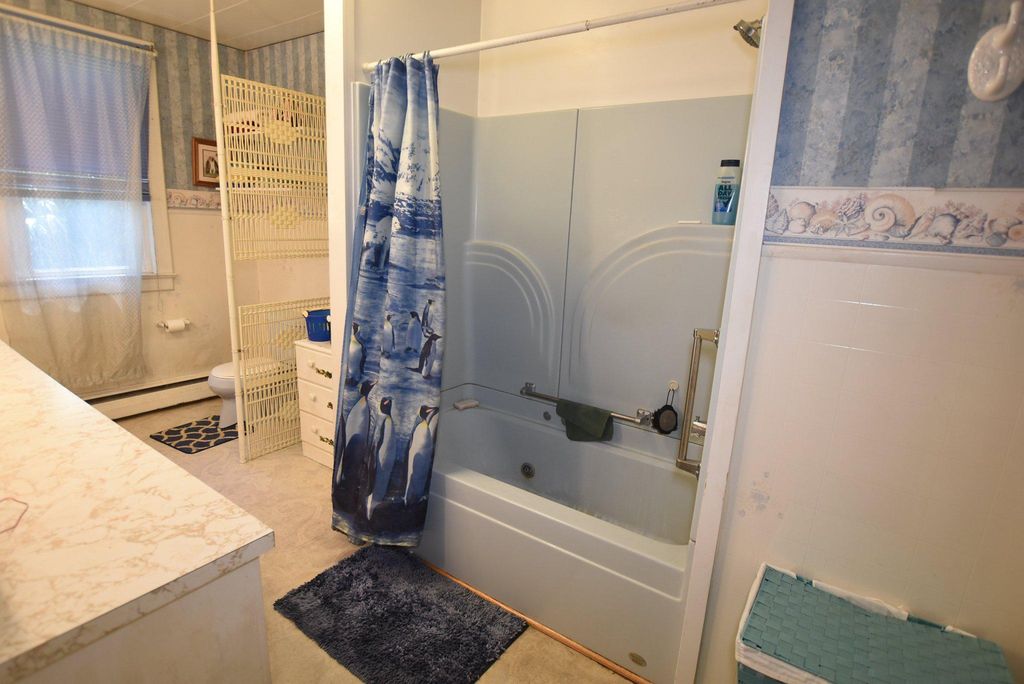 Image 13 of property listing at 1815 HIGHLAND DR, Saint Leonard, MD 20685