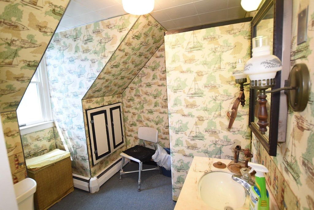 Image 21 of property listing at 1815 HIGHLAND DR, Saint Leonard, MD 20685