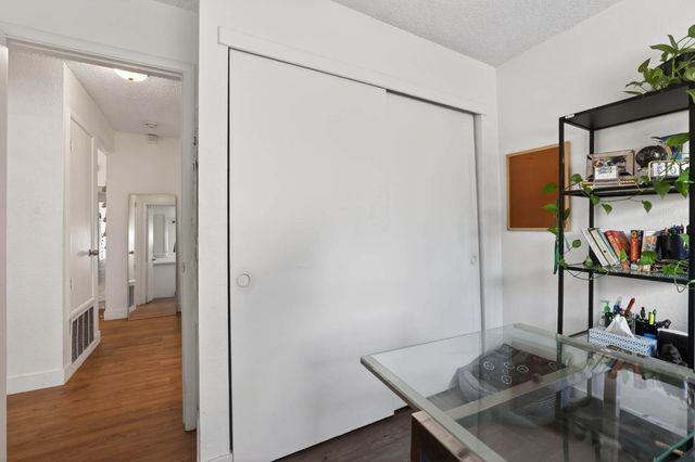 7803 Orchard Woods Cir, Sacramento, CA 95828