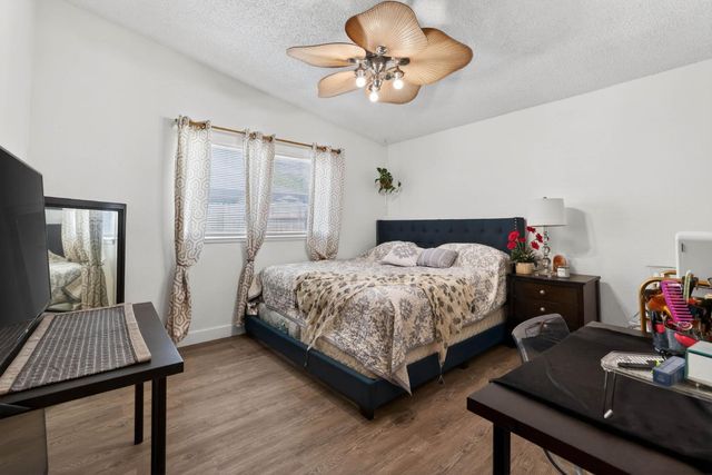 7803 Orchard Woods Cir, Sacramento, CA 95828