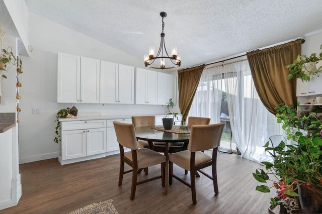 7803 Orchard Woods Cir, Sacramento, CA 95828