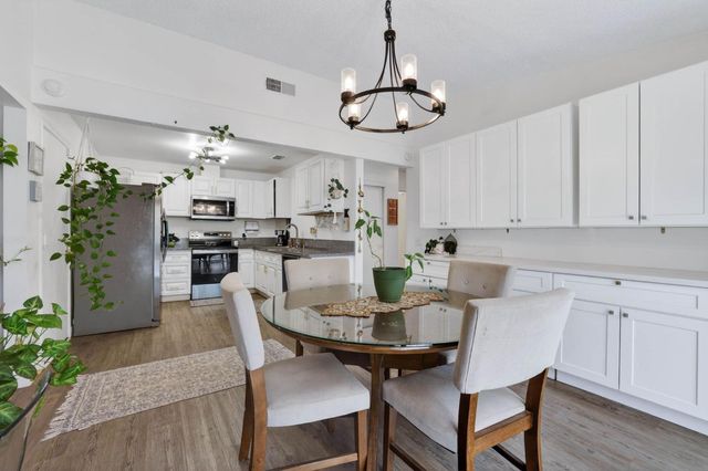 7803 Orchard Woods Cir, Sacramento, CA 95828