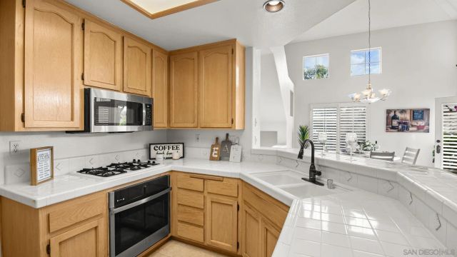 12616 Springbrook Drive Unit D, San Diego, CA 92128