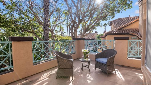12616 Springbrook Drive Unit D, San Diego, CA 92128