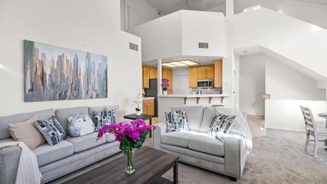 12616 Springbrook Drive Unit D, San Diego, CA 92128