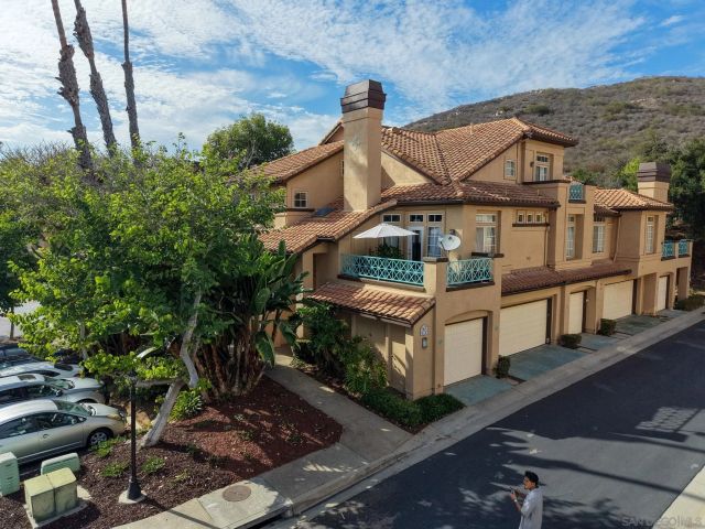 12616 Springbrook Drive Unit D, San Diego, CA 92128