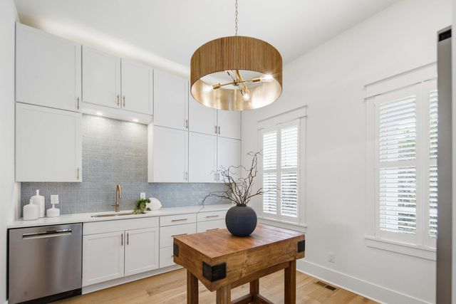 457 Lesesne Street, Charleston, SC 29492