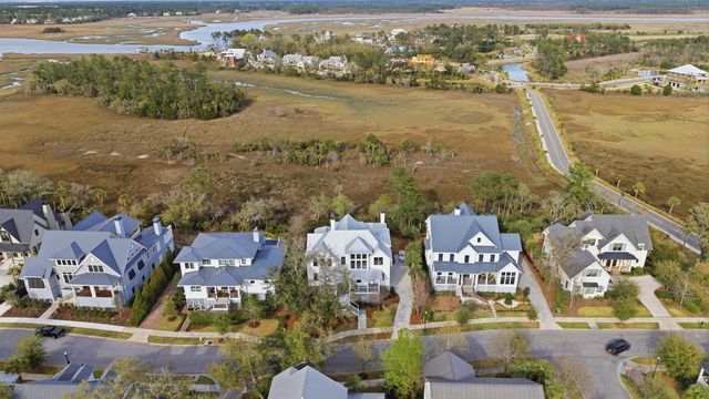 457 Lesesne Street, Charleston, SC 29492