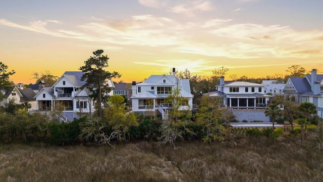 457 Lesesne Street, Charleston, SC 29492