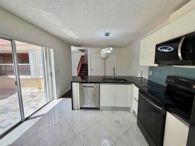 8161 Andover Court 61d, Lake Clarke Shores, FL 33406
