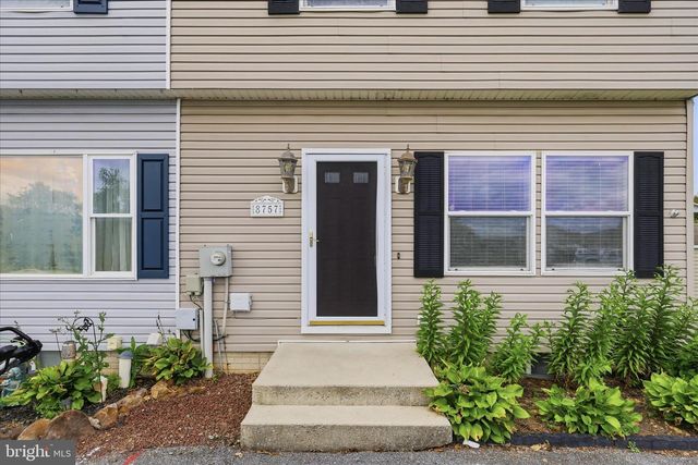8757 KINGS RD, Waynesboro, PA 17268