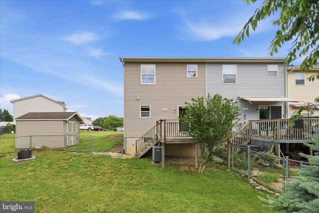 8757 KINGS RD, Waynesboro, PA 17268