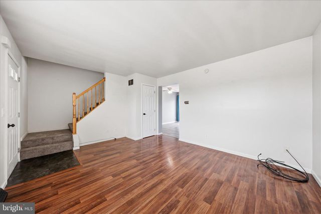 8757 KINGS RD, Waynesboro, PA 17268